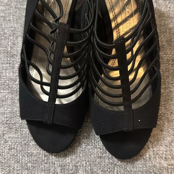 Vikayla Stretch Elatic heels - Picture 8 of 11